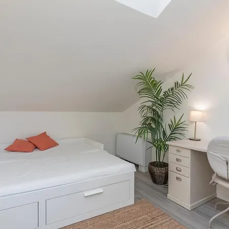Splendida Mansarda A Pochi Passi Da M4 Argonne Apartamento *